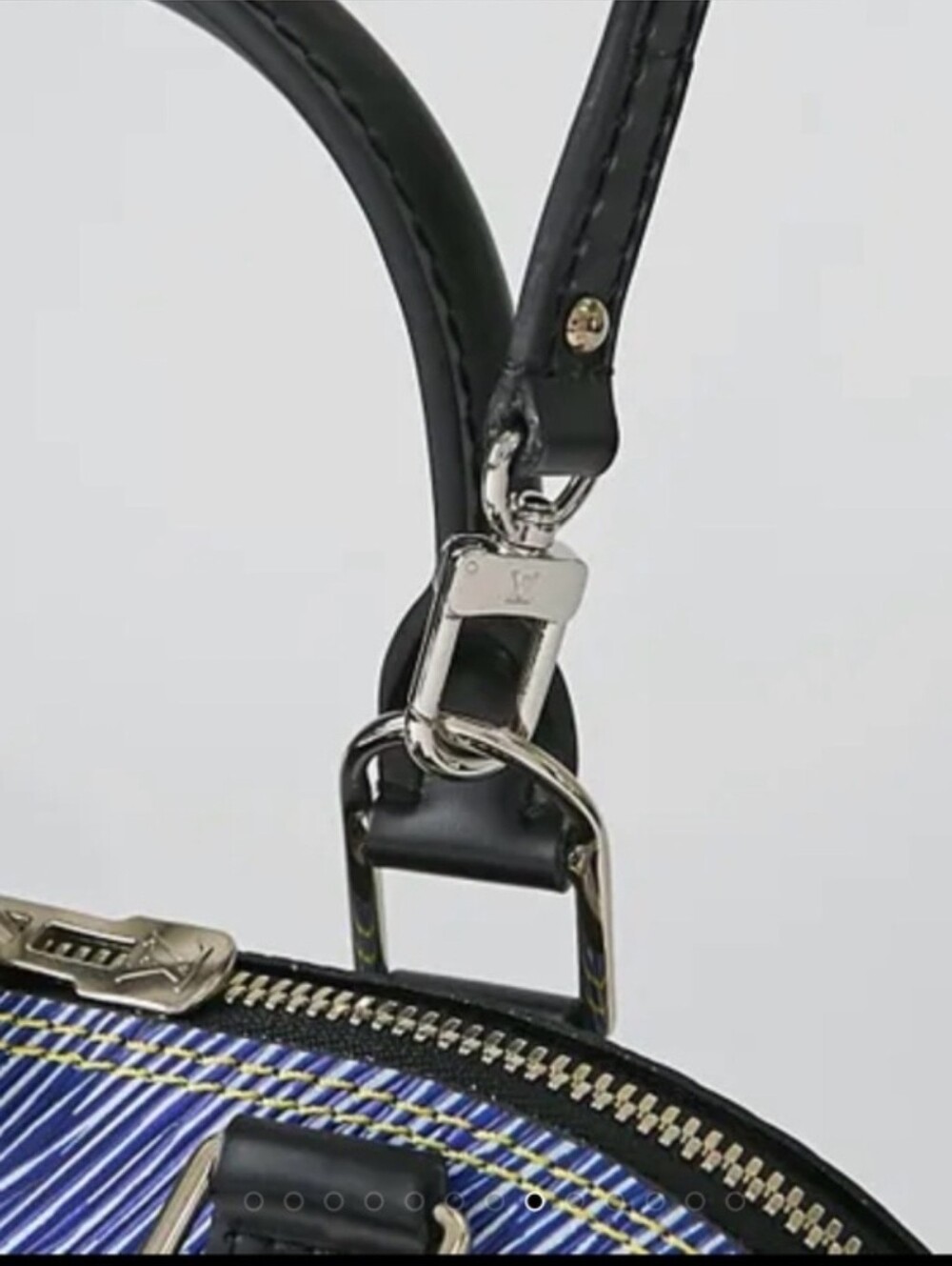 LOUIS VUITTON Epi Azteque Alma BB in Denim Light - Picture 14 of 14
